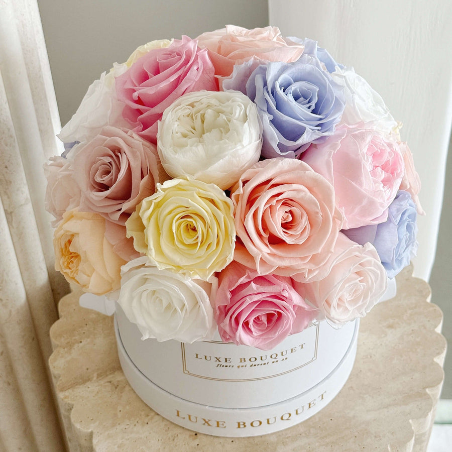 Medium La Fleur - Mixed Pastel Box - Luxe Bouquet roses that last a year