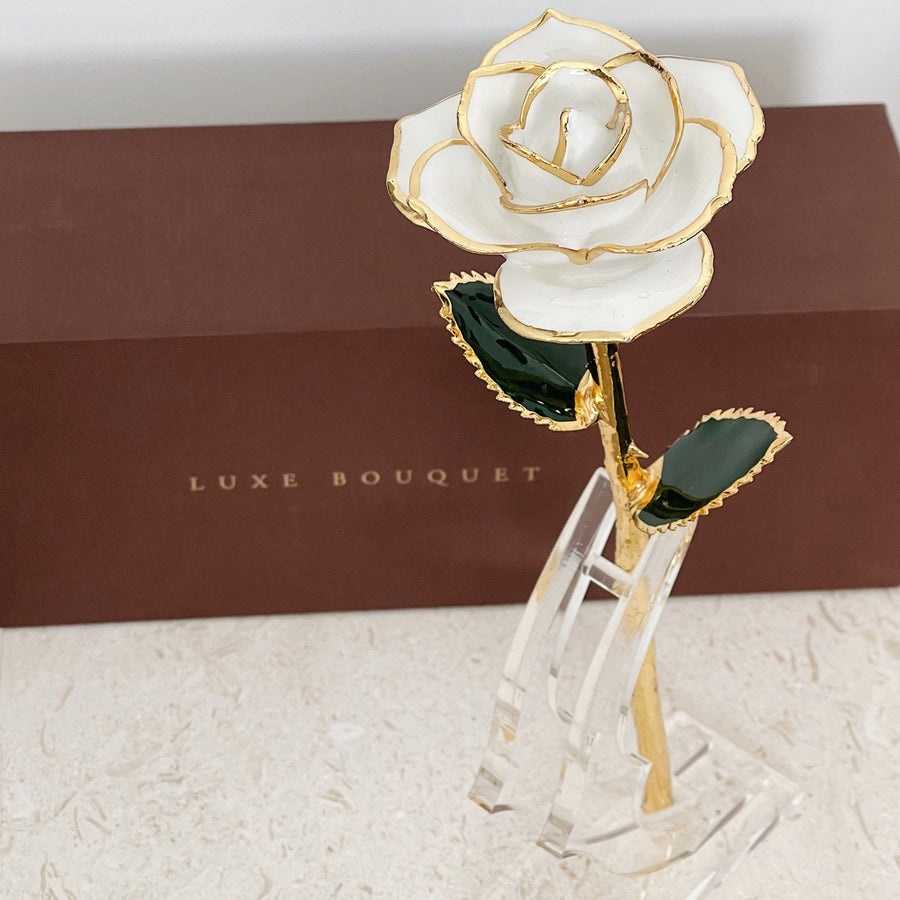 24K Gold Dipped Rose - White - Luxe Bouquet roses that last a year