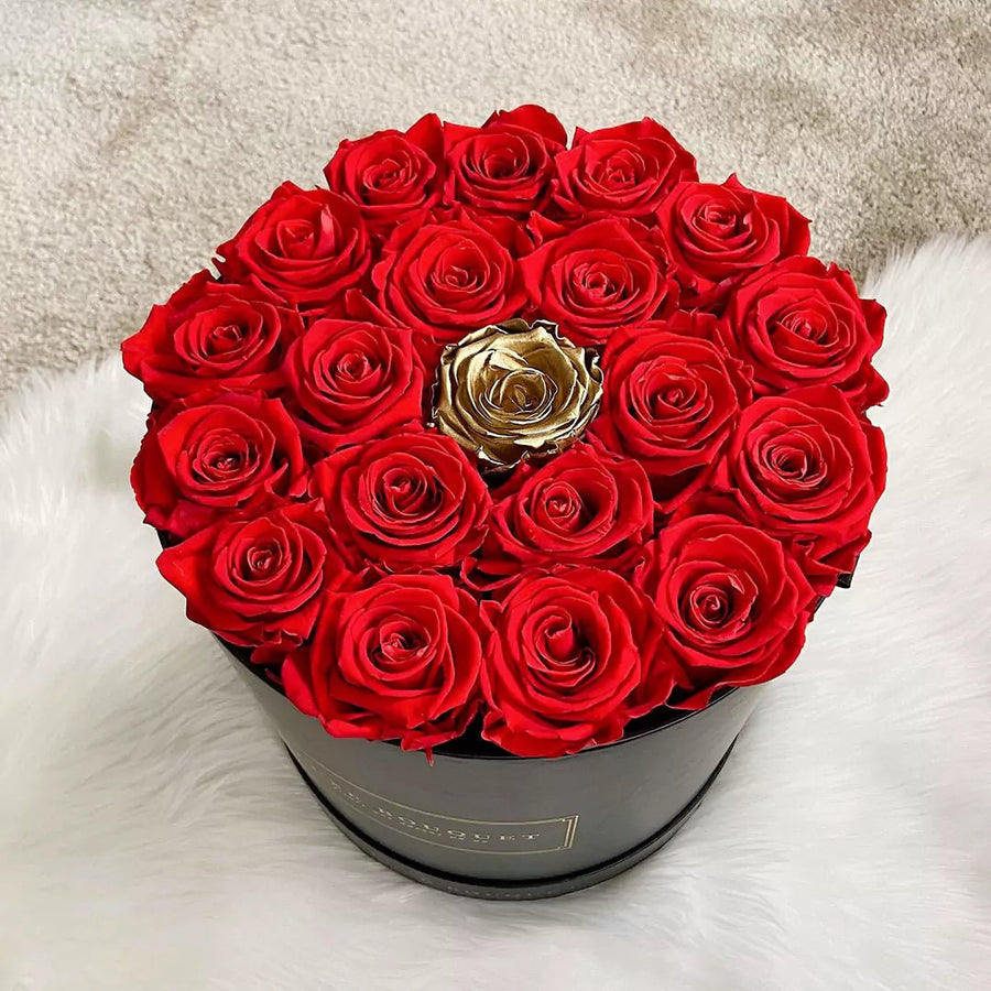 Grand Luxe Bouquet Box - Red Everlasting Roses with Single Gold Rose - Luxe Bouquet roses that last a year