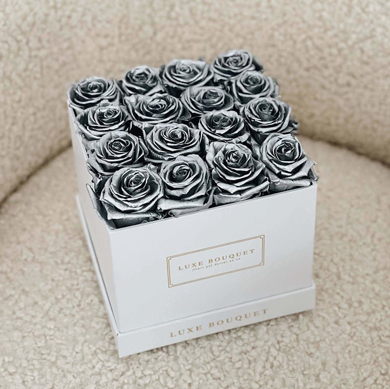 Medium Everlasting Square Roses Box - 16 Roses - Luxe Bouquet roses that last a year