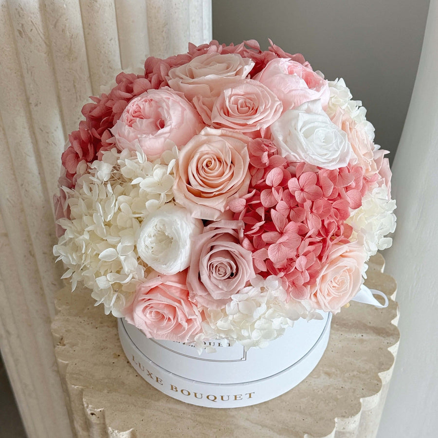 Medium La Fleur - Mixed Pink and White Flower Box - Luxe Bouquet roses that last a year