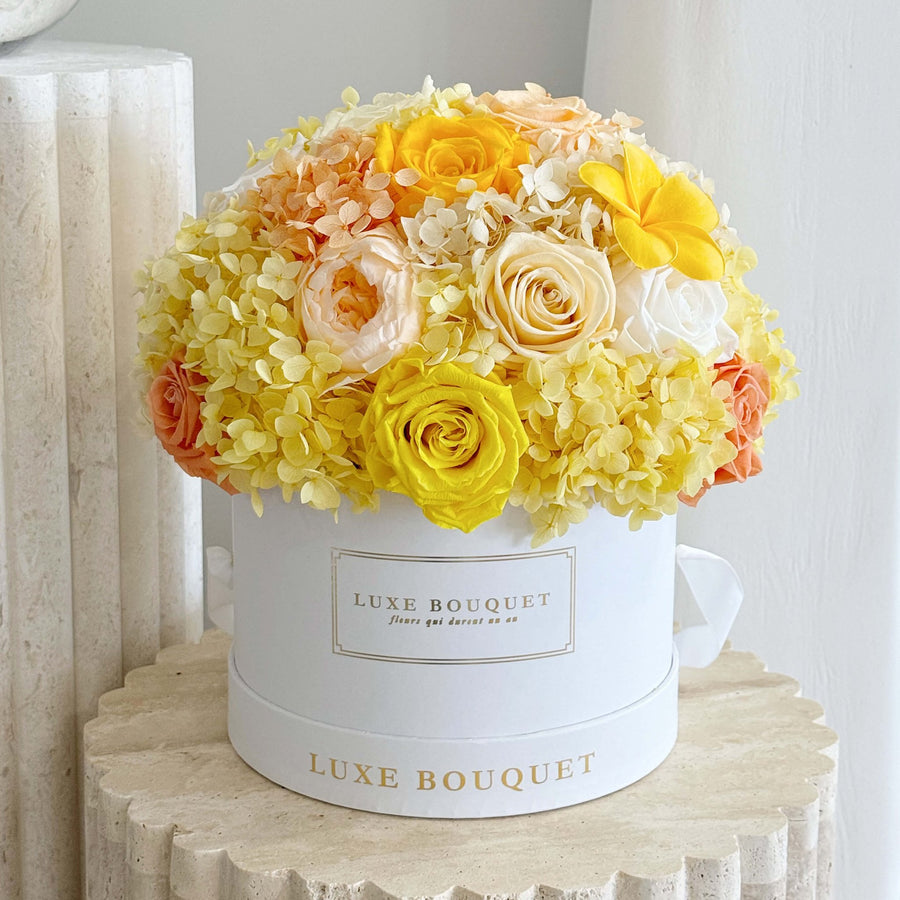 Medium La Fleur - Mixed Yellow and White Flower Box - Luxe Bouquet roses that last a year