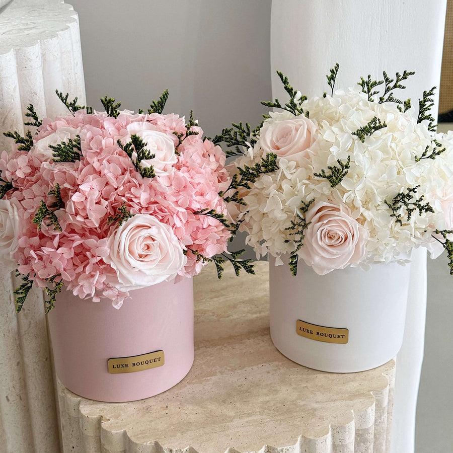 Mixed Roses and Hydrangeas - Pink - Luxe Bouquet roses that last a year