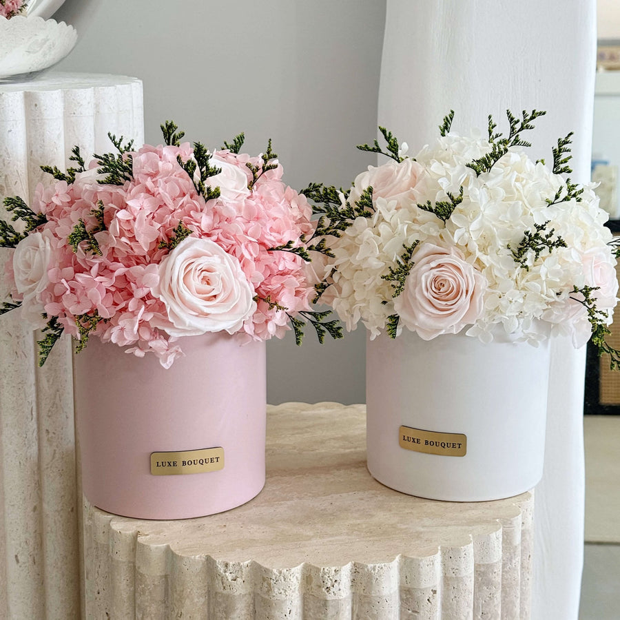 Mixed Roses and Hydrangeas - Pink - Luxe Bouquet roses that last a year