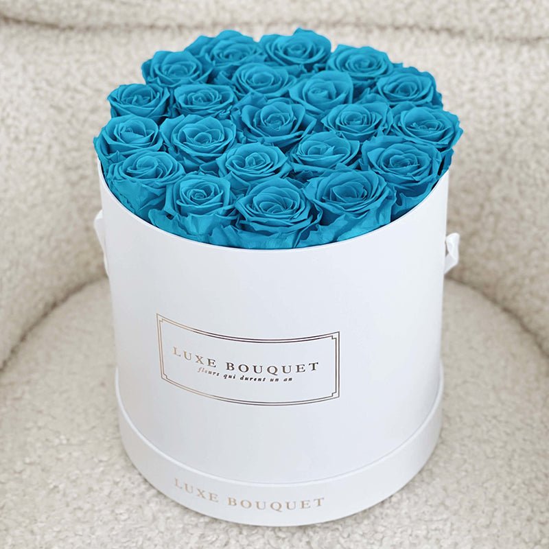 Grand Everlasting Rose Box | Aqua Blue Everlasting Roses