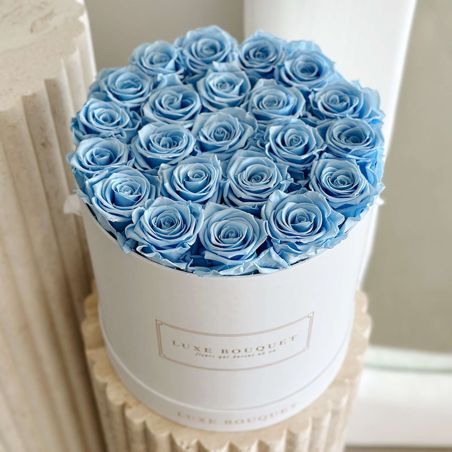 Grand Luxe Bouquet Box - Sky Blue Everlasting Roses - Luxe Bouquet roses that last a year