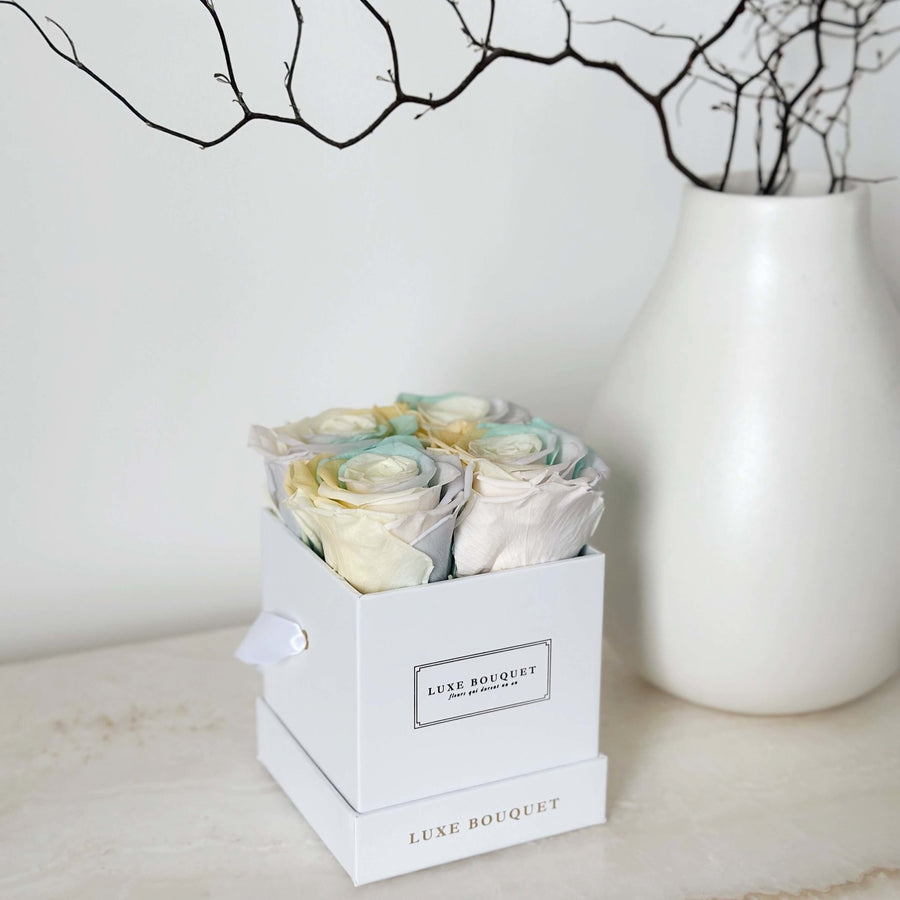 Le Petit Box - Pastel Rainbow Everlasting Roses - Luxe Bouquet roses that last a year