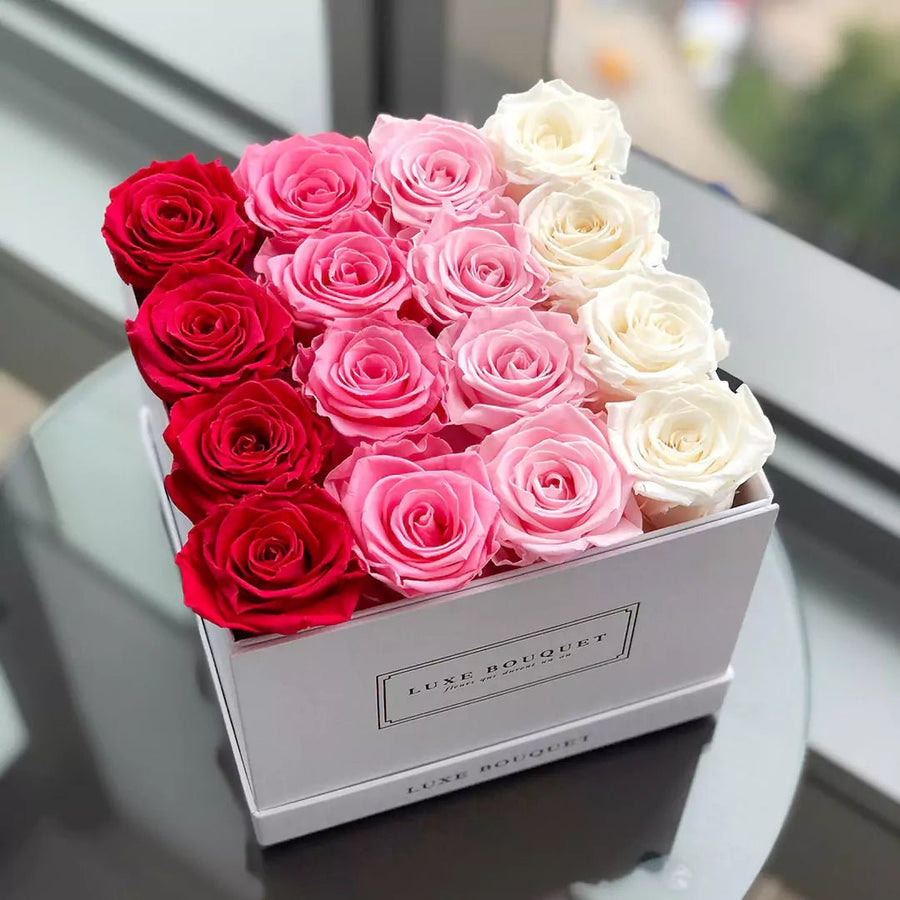 Medium Everlasting Square Box - Pink Ombré - Luxe Bouquet roses that last a year