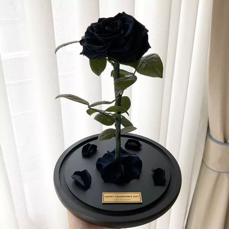 The Everlasting Rose - Black - Luxe Bouquet roses that last a year